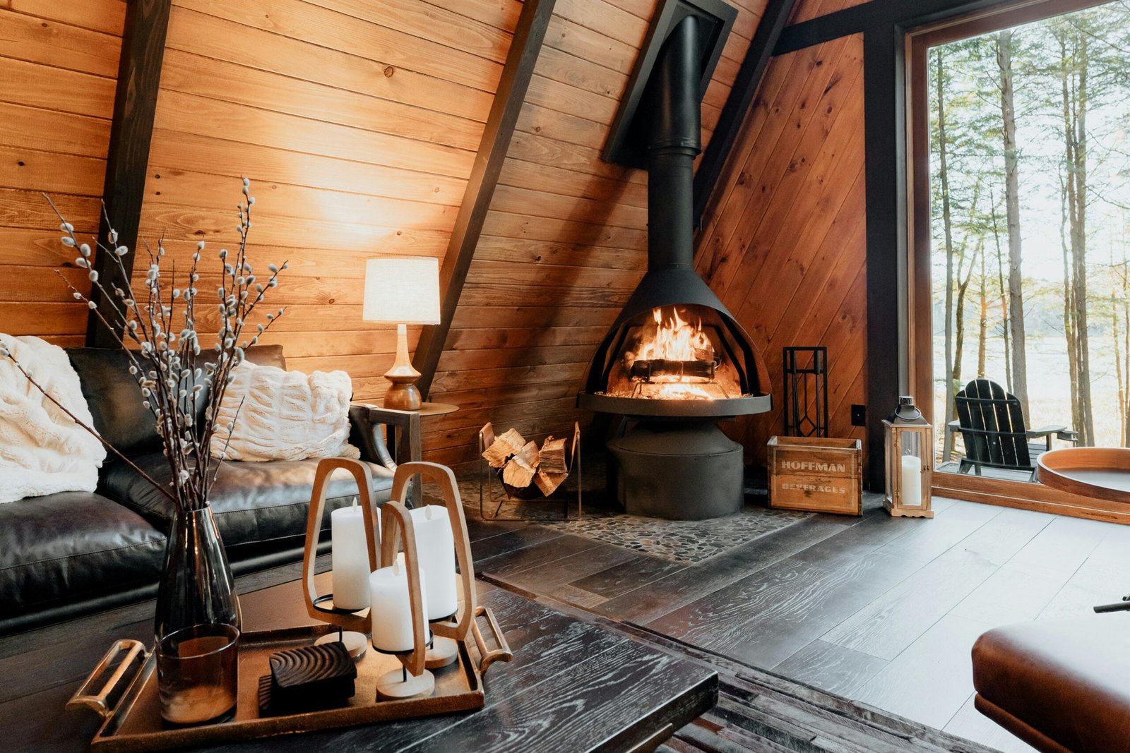 Cap sur la Déco - Tendances Déco 2025 : couleurs naturelles, mobilier organique, durabilité