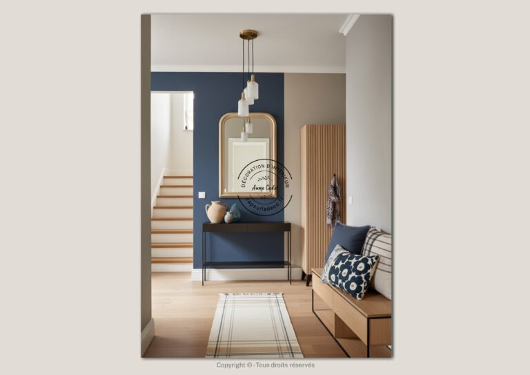 Entrée lumineuse de style Chic - Anne Cadet Décoration d'Intérieur - Cap sur la Déco !